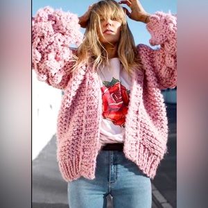 CHIC WISH CUTENESS ON SLEEVES CHUNKY KNIT CARDIGAN IN CANDY PINK 40%Wool